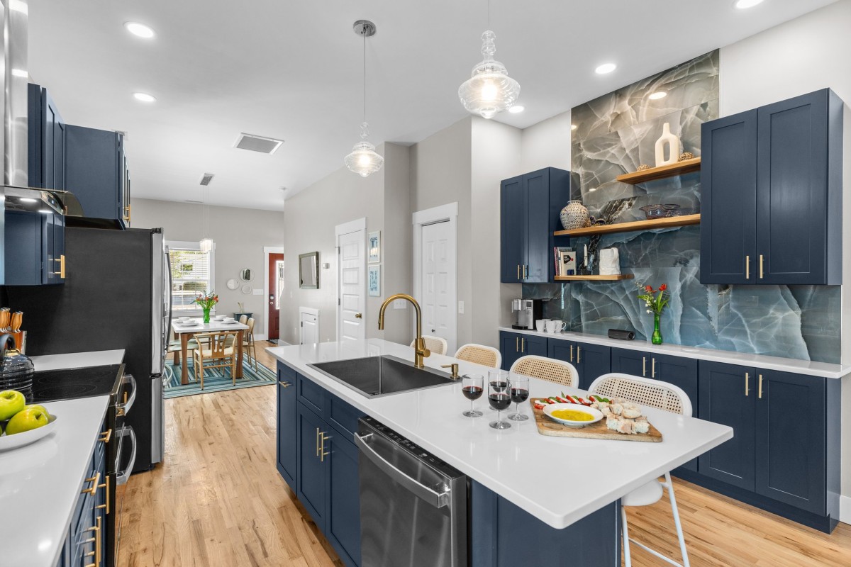 Carolina Vacays - Short-Term Rental - Brooklyn 415
